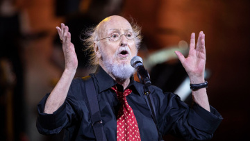 Διονύσης Σαββόπουλος: «Ευχαριστούμε για τη μουσική, τα όνειρα και τα παραμύθια» - Συγκίνηση στο X για τον σπουδαίο τραγουδοποιό