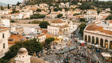 Προς νέο ρεκόρ ο ελληνικός τουρισμός με αφίξεις σχεδόν 26 εκατ. ξένων επισκεπτών στο 8μηνο