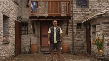 Από την Αθήνα στο Ζαγόρι: Ο Βασίλης άφησε την εστίαση για να ζήσει στο χωριό της γιαγιάς του 
