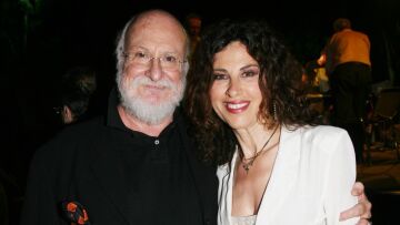 Ελευθερία Αρβανιτάκη για Διονύση Σαββόπουλο: Τον αγάπησα βαθιά, η απώλειά του έχει να κάνει πια με τη διανόηση στην Ελλάδα