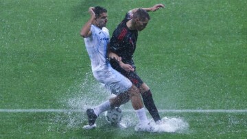 Conference League: Ο αγώνας Ριέκα - Σπάρτα Πράγας, που διεκόπη λόγω κακών καιρικών συνθηκών, θα συνεχιστεί - Δείτε βίντεο
