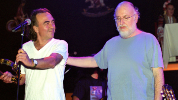 Όταν ο Διονύσης Σαββόπουλος συνάντησε τον Νίκο Παπάζογλου στην «Εκδίκηση της γυφτιάς»