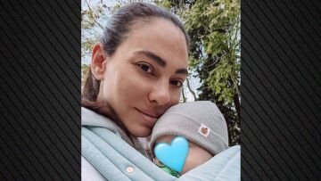 Η Ευρυδίκη Βαλαβάνη φωτογραφήθηκε αγκαλιά με τον γιο της: Όλος μου ο κόσμος, γράφει
