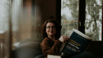 Γιατί οι επιτυχημένες γυναίκες παραιτούνται από τις δουλειές τους
