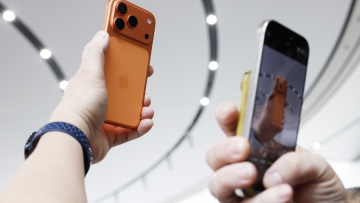 Η Apple ξεπέρασε σε αξία τα 4 τρισ. δολάρια – Το iPhone 17 έδωσε ξανά ώθηση στη μετοχή της εταιρείας