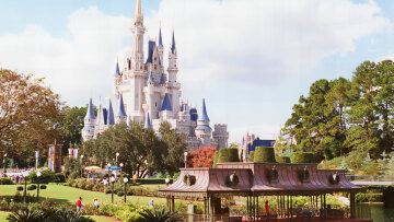 Τι σημαίνει ο «κώδικας των τριών σφυριγμάτων» στα θέρετρα της Disney: Γιατί δεν θέλεις να τον ακούσεις ποτέ