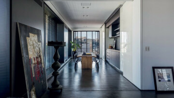 Dream home: Ένα loft με θέα 360 μοιρών στο ιστορικό κέντρο της Αθήνας (pics)