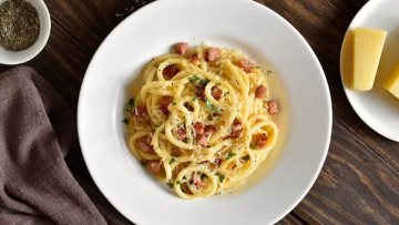 Η επιστήμη πίσω από την τέλεια ιταλική καρμπονάρα - Όλα τα υλικά και πώς θα τα συνδυάσεις