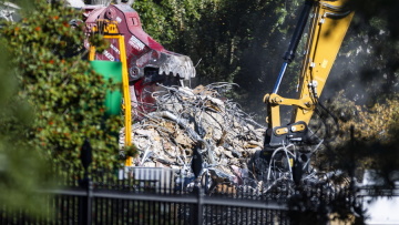 Ένας στους δύο Αμερικανοί λένε «όχι» στα σχέδια του Τραμπ για την τεράστια αίθουσα χορού
