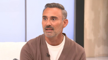 Γιώργος Καπουτζίδης για τον ρόλο του Σπύρου στο Παρά Πέντε: Δεν είχα το θάρρος να γράψω τότε έναν ρόλο για ένα γκέι αγόρι