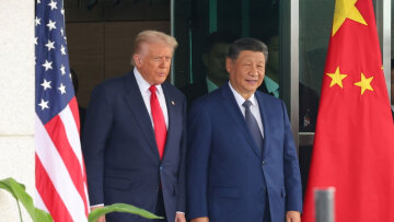 Φαιντανύλη, σπάνιες γαίες, σόγια: Oι «επιτυχίες» που ανακοίνωσε ο Τραμπ μετά τη συνάντησή του με τον Σι