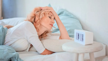 Αυτός είναι ο λόγος που ξυπνάμε κάθε βράδυ στις 3 τα χαράματα – Τι αποκαλύπτει η επιστήμη