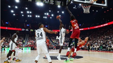 Euroleague: Αήττητοι έβγαλαν την διαβολοβδομάδα Ερυθρός Αστέρας, Ζάλγκιρις, Βαλένθια και Μπάγερν - Δείτε βίντεο
