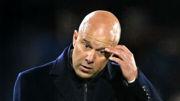 Λίβερπουλ σε κρίση: Από τα 500 εκατομμύρια των μεταγραφών στην αγωνιστική «χρεοκοπία»