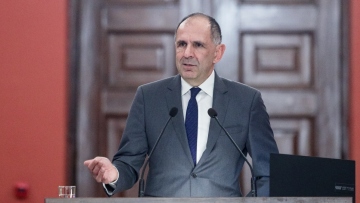 Τηλεφωνική συνομιλία Γεραπετρίτη - Αμπντελάτι: Σύντομα η τριμερής Ελλάδας, Κύπρου και Αιγύπτου