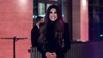 «Γεια σας, Ελλάδα» έγραψε στα ελληνικά η Κίμπερλι Γκίλφοϊλ για την άφιξή της στην Ελλάδα