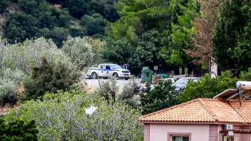 Παραδόθηκαν  τα τρία καταζητούμενα αδέλφια για το μακελειό στα Βορίζια - Δείτε βίντεο