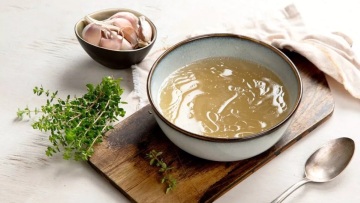 Ζωμός πλούσιος σε κολλαγόνο