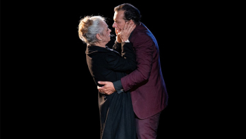 Η βραβευμένη παράσταση ΟΙΔΙΠΟΥΣ ΤΥΡΑΝΝΟΣ του Σοφοκλή σε σκηνοθεσία Θανάση Σαράντου επιστρέφει για 15 τελευταίες παραστάσεις