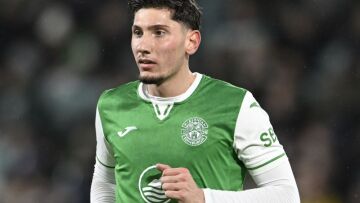 Εθνική ποδοσφαίρου: Το συγκινητικό ποστάρισμα του Τριάντη μετά την κλήση του από τον Γιοβάνοβιτς