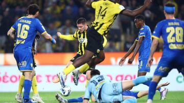 Λανουά: Σωστά ακυρώθηκε το γκολ του Γιόβιτς, κακώς δεν δόθηκε πέναλτι στον Ταρέμι - Βίντεο