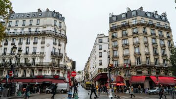 Καταρρίπτοντας τον μύθο: 8 εμπειρίες στο Παρίσι που δεν είναι όπως μπορεί να τις φαντάζεστε
