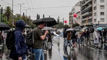 Καιρός: Επιδείνωση σήμερα με ισχυρές βροχές και καταιγίδες  - Οι 8 περιοχές που θα επηρεαστούν περισσότερο, έντονα φαινόμενα και στην Αττική 