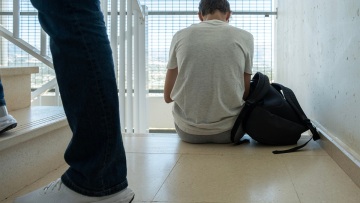 16χρονος επιτέθηκε και ξυλοκόπησε 15χρονο στην Πάτρα, σχηματίστηκε δικογραφία σε βάρος του