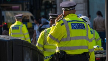 Νέα γκάφα από τις βρετανικές Αρχές: Αποφυλάκισαν κατά λάθος Αλγερινό κρατούμενο