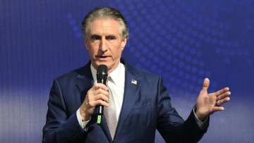 Υπουργός Εσωτερικών των ΗΠΑ στο Ζάππειο: Η Ελλάδα μπορεί να γίνει κόμβος για να εκτοπιστεί το ρωσικό φυσικό αέριο από την Ευρώπη