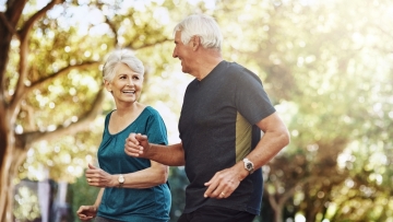 7 συνήθειες που βοηθούν στην προστασία του εγκεφάλου σας από τη νόσο του Πάρκινσον