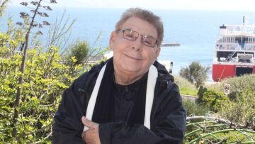 Γιάννης Γαλάτης: Πουλάω την πολυκατοικία μου στη Ραφήνα για να συντηρήσω 22 οικογένειες