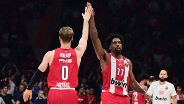 Ολυμπιακός - Παρτίζαν 80-71: Καρδιοχτύπησε αλλά χαμογέλασε στο φινάλε  - Βίντεο 