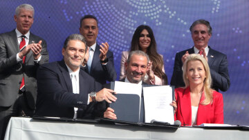 Υπεγράφη η συμφωνία της Atlantic-See LNG Trade για το αμερικανικό LNG και τη διανομή του, μέσω Ελλάδας, στην Ανατολική Ευρώπη