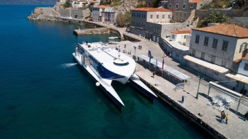 Πειραιάς: Μηχανική βλάβη σε καράβι που θα έκανε το δρομολόγιο προς Ύδρα-Σπέτσες