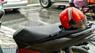 Τα SOS για οδήγηση στη βροχή με μοτοσικλέτα