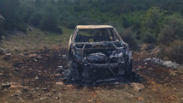 Θρίλερ με την ταυτότητα του άνδρα που βρέθηκε καμένος σε αυτοκίνητο στα Σκούρτα - Το σενάριο που εξετάζει η ΕΛΑΣ