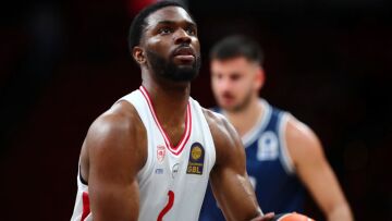 Ο Ολυμπιακός νίκησε 102-82 την Καρδίτσα στο ντεμπούτο του Έβανς - Δείτε βίντεο