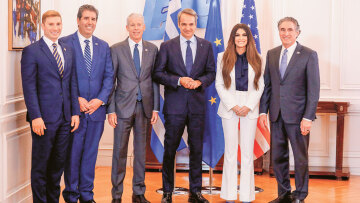 Τι φέρνει το δόγμα Τραμπ «drill, baby, drill»: Ελληνική AOZ, αμερικανικοί κολοσσοί και mega deals €30 δισ.  Ουάσινγκτον-Αθήνας