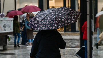 Βροχερή η Κυριακή, αστάθεια σε μεγάλο μέρος της χώρας - Ο καιρός στη διαδρομή του Μαραθωνίου
