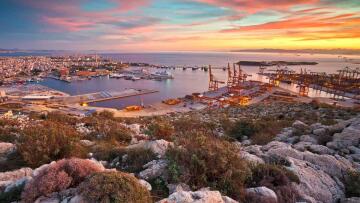 Οι αλάνες του Πειραιά ξαναζωντανεύουν 