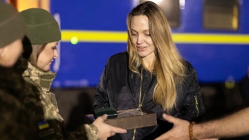 Αντζελίνα Τζολί: Η συγκλονιστική περιγραφή της από την επίσκεψή της στην εμπόλεμη περιοχή της Ουκρανίας
