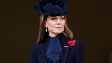 Η Kate Middleton επανέφερε ένα αγαπημένο της look για το Remembrance Sunday