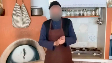 «Θέλω ένα πακέτο μακαρόνια»: Οι διάλογοι που πρόδωσαν τους παλαιοημερολογίτες με την κοκαΐνη - Έκρυβαν ναρκωτικά σε γλάστρα εκκλησίας