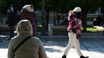 Καιρός - Meteo: Θερμότερος του κανονικού αναμένεται ο Δεκέμβριος