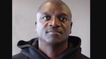 Συνελήφθη παγκοσμίου φήμης καλλιτέχνης στις ΗΠΑ γιατί είχε λήξει η άδεια οδήγησής του