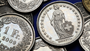 Δάνεια σε ελβετικό φράγκο: Τι προβλέπει η νέα ρύθμιση, πώς θα γίνεται το «κούρεμα» – Πίνακες και παραδείγματα
