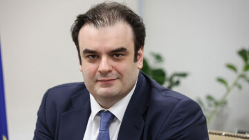 Πιερρακάκης: Η εξαγορά του Χρηματιστηρίου Αθηνών από τη Euronext αποτελεί μία από τις μεγαλύτερες επενδύσεις των τελευταίων δεκαετιών