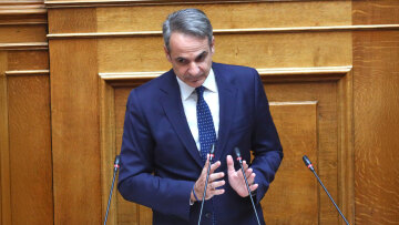 Μητσοτάκης: Κάναμε τη μεγαλύτερη φορολογική μεταρρύθμιση στήριξης νέων και της μεσαίας τάξης - Πέρασαν οι εποχές που η αντιπολίτευση έταζε φύκια και μεταξωτές κορδέλες