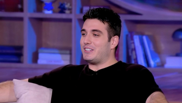 Γιώργος Κακοσαίος: Μου στέλνουν φωτογραφίες, αλλά δεν τις ανοίγω, φοβάμαι για το τι θα αντικρίσω
